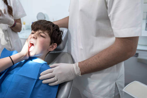 Best Broken Tooth Emergency  in Detroit, MI